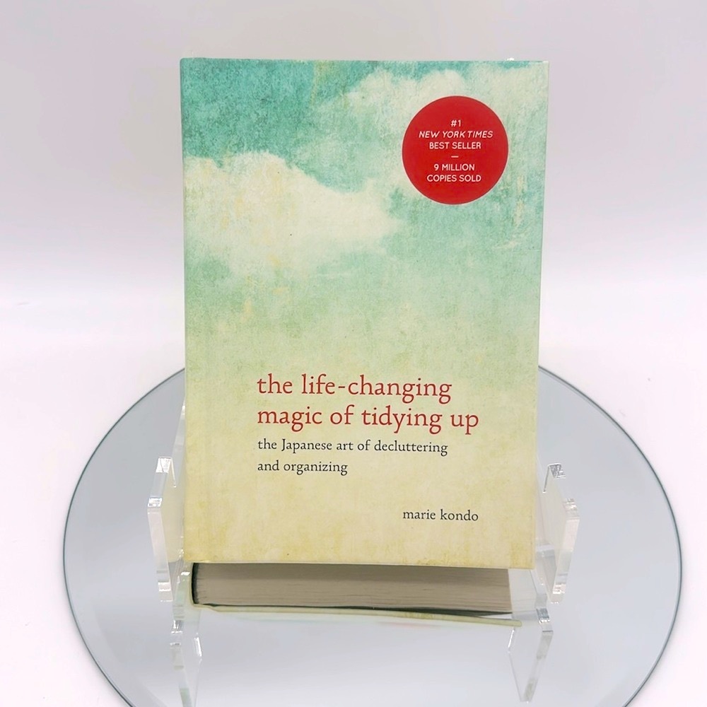 The Life Changing Magic of Tidying Up by Marie Kondo